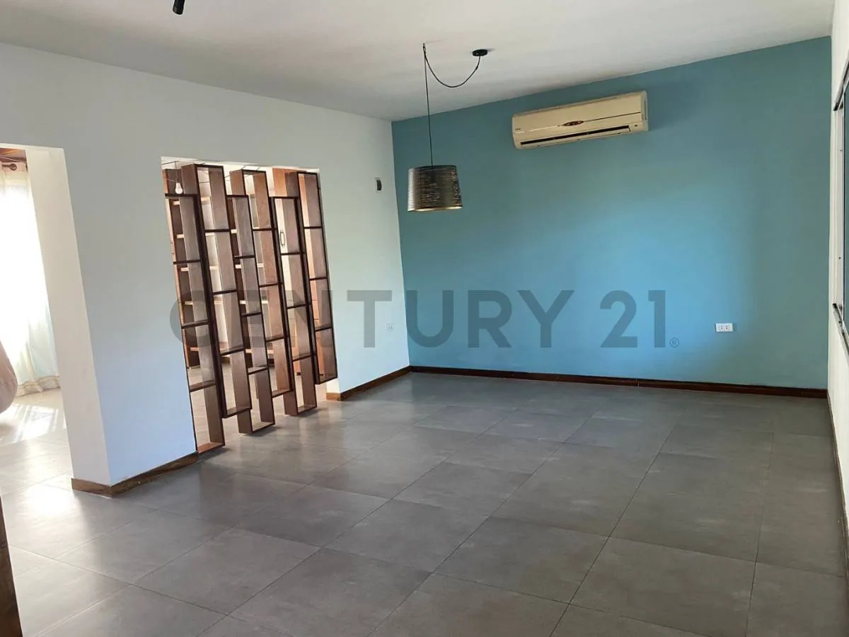 Casa de 3 dormitorios en Oeste — foto 3