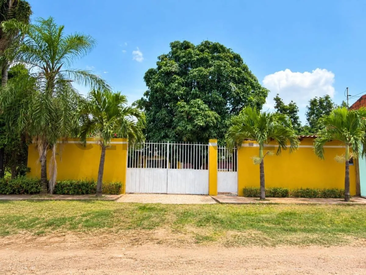 Casa de 4 dormitorios en Este — foto 1