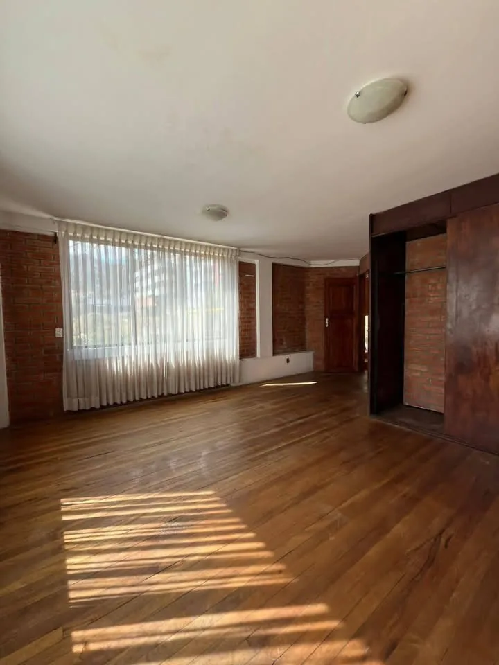 Casa amplia de 3 dormitorios en Achumani — foto 4