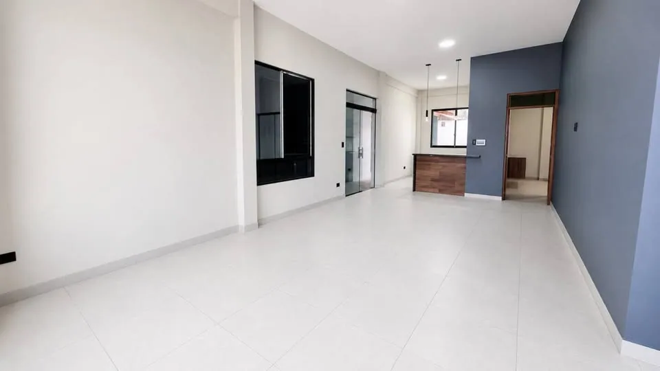 Casa moderna de 3 dormitorios en Montesillos — foto 3