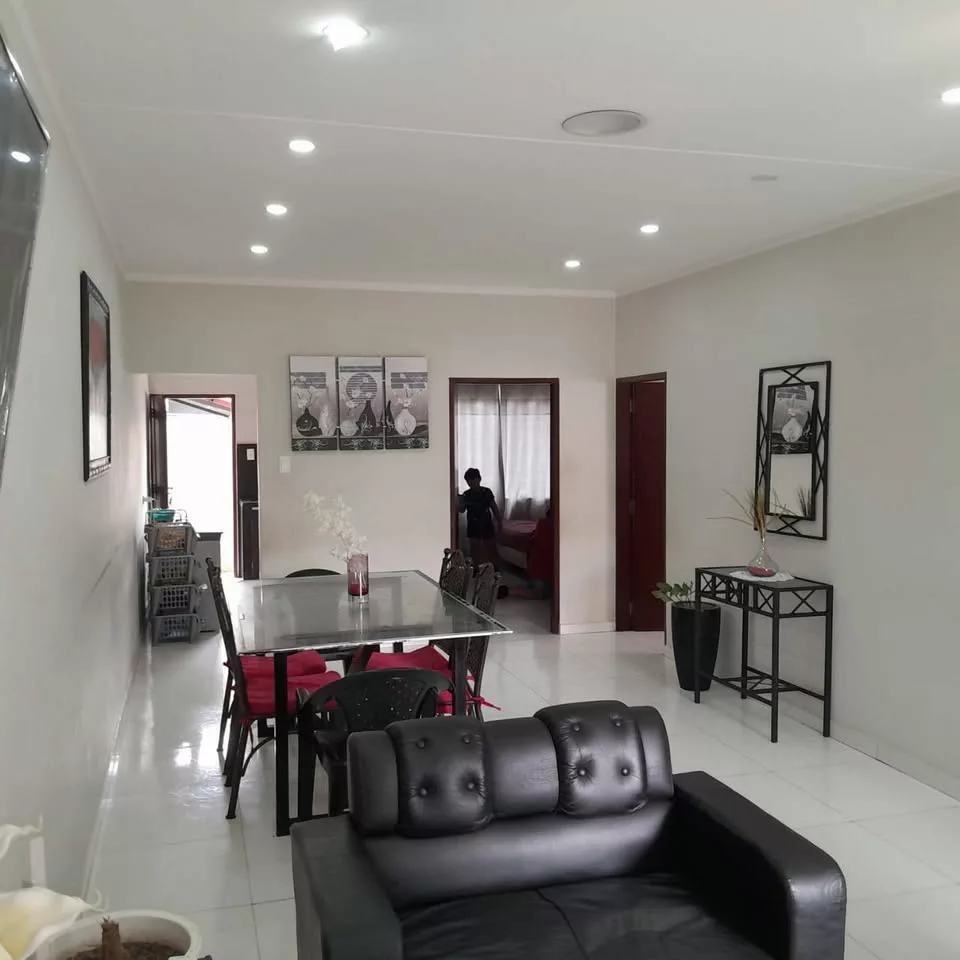 Casa económica en Urbanización Leónidas — foto 4