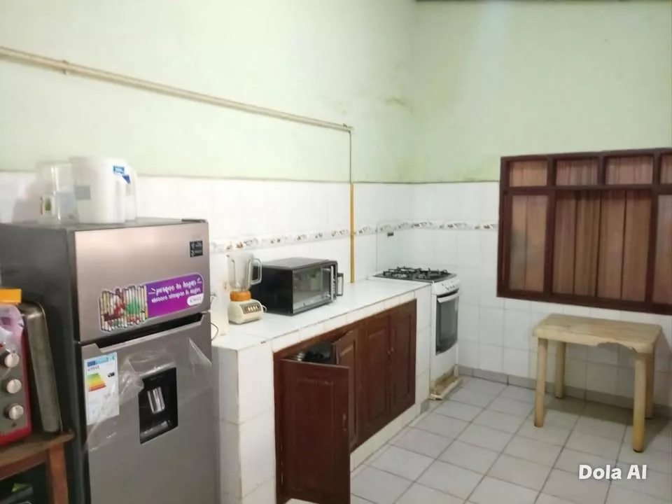 Casa con local comercial en Satélite Norte — foto 2