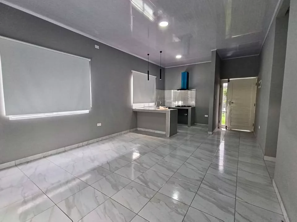 Casa a estrenar en Urbanización La Herradura