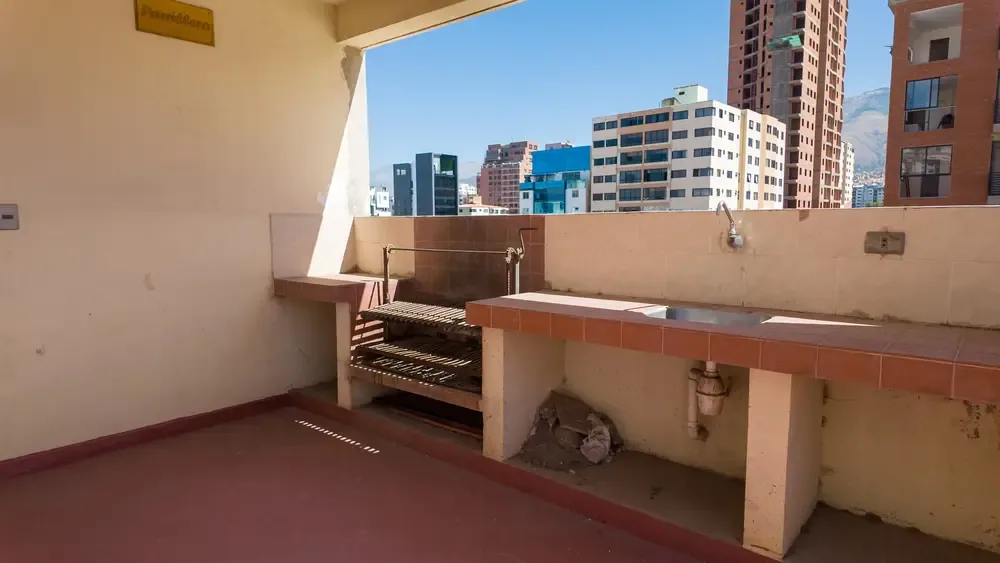 Departamento de 3 dormitorios en Queru Queru — foto 3