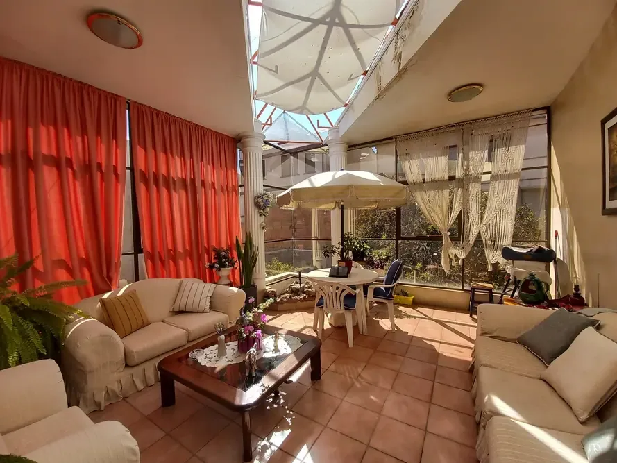 Casa de 5 dormitorios en Achumani — foto 1