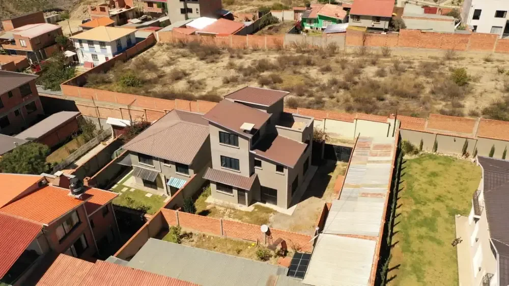 Casa de 5 dormitorios en Mallasa — foto 2