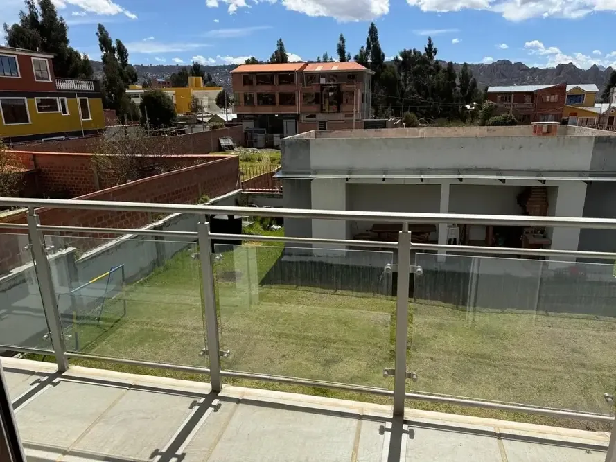 Casa de 5 dormitorios en Sur — foto 2