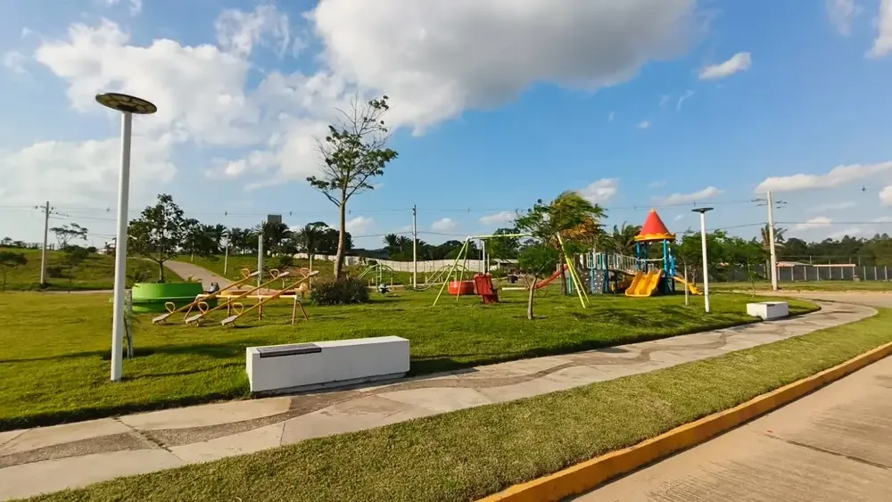 Terreno de 618 m² en Urubo — foto 3