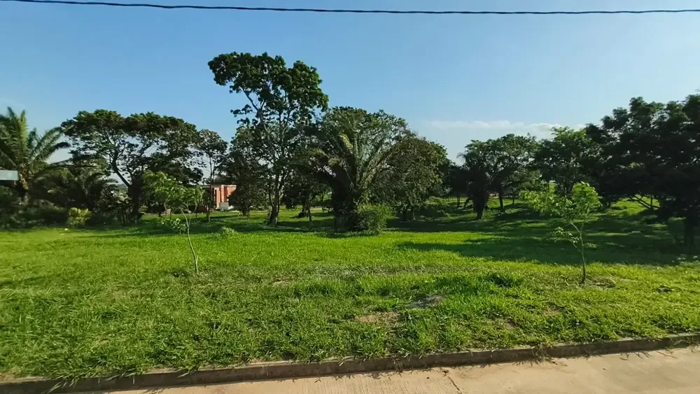 Terreno de 618 m² en Urubo — foto 4