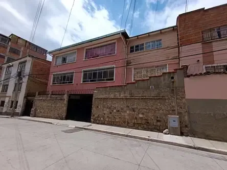 Casa de 10 dormitorios en San Pedro — foto 1