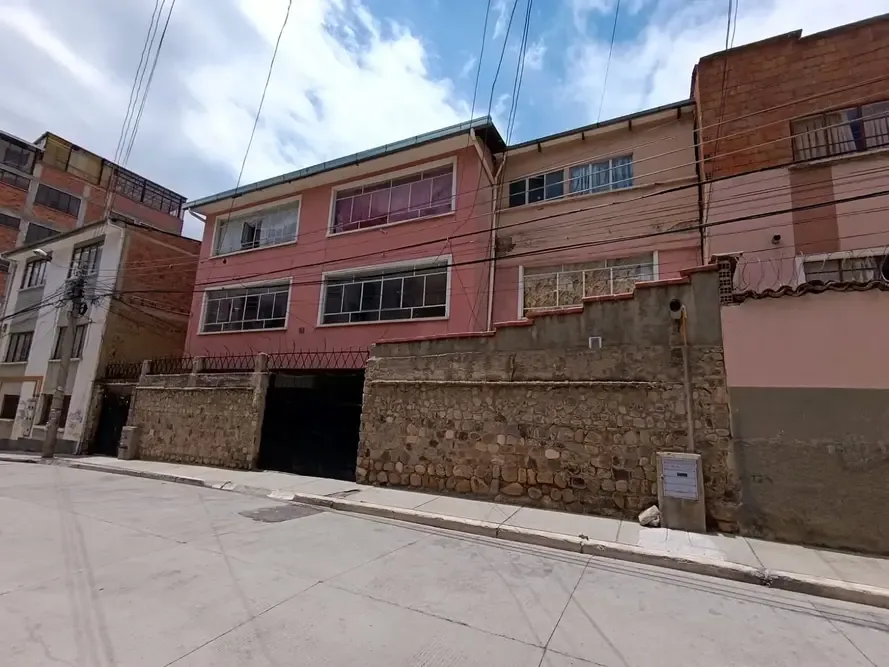 Casa de 10 dormitorios en San Pedro — foto 2