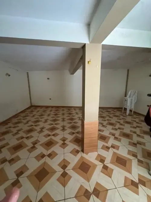 Casa de 15 dormitorios en Noreste — foto 3