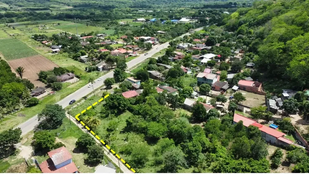 Terreno de 38.283 m² en El Torno — foto 2