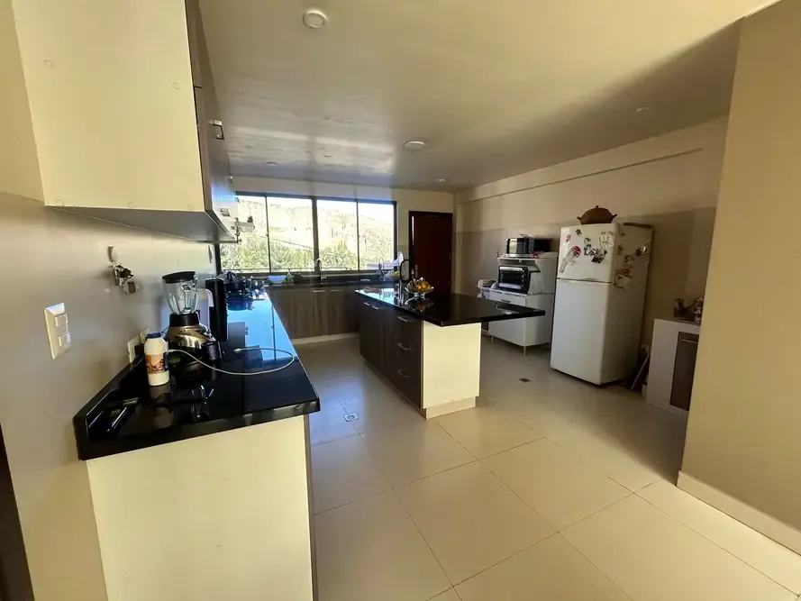 Casa de 4 dormitorios en Achumani — foto 3