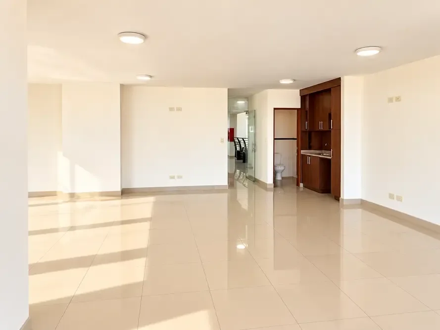 Propiedad comercial en Centro — foto 3
