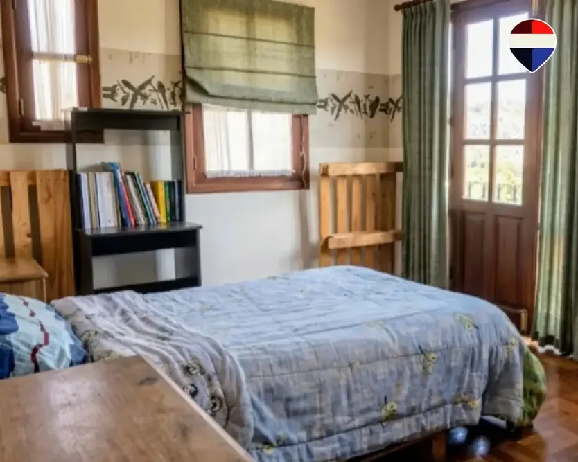 Casa de 5 dormitorios en Cota Cota — foto 3