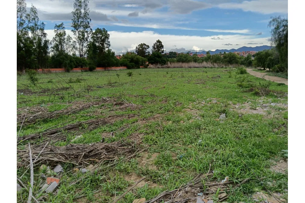 Terreno de 6.830 m² en Noroeste — foto 4