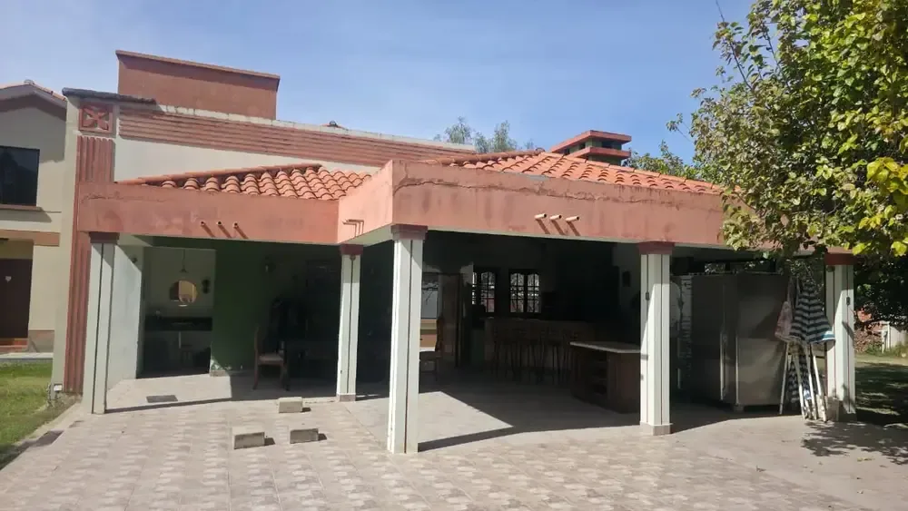 Casa de 18 dormitorios en Noroeste — foto 3