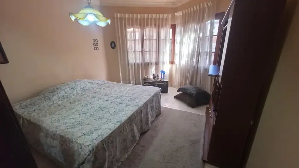 Casa de 18 dormitorios en Noroeste — foto 4