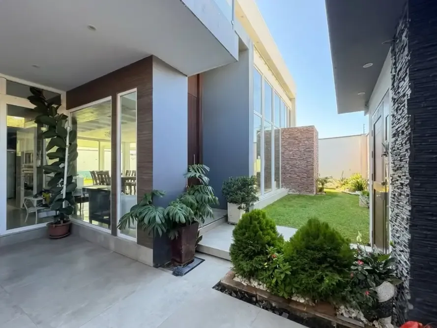 Casa de 5 dormitorios en Sureste — foto 2