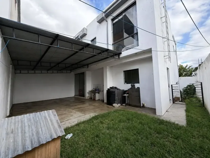 Casa de 4 dormitorios en Oeste — foto 2